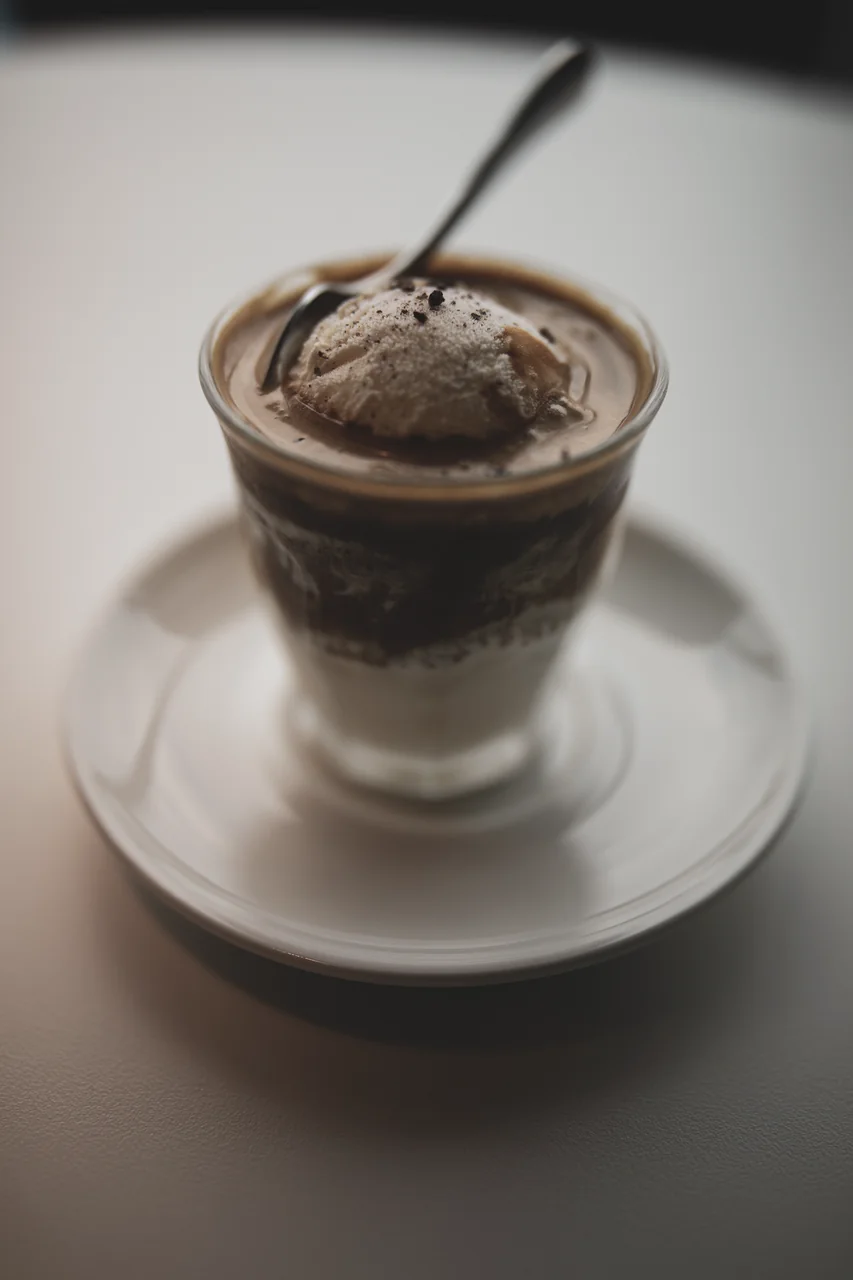Vanilla ice cream with espresso affogato